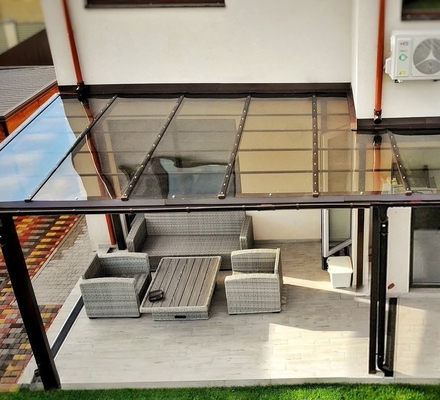 Навесы для террасы и веранды к дому